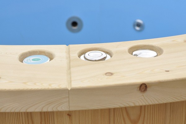 Plastikinis kubilas su maumedžio apdaila 1,6 m Plastikinis kubilas su maumedžio apdaila 1,6 m