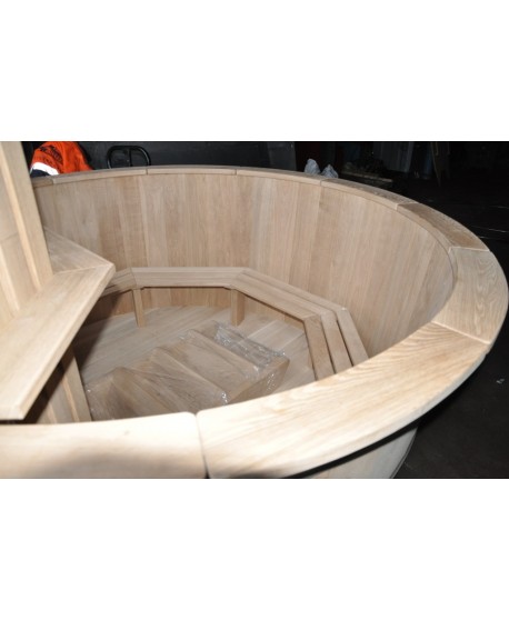 Hot Tub in legno 180 in Legno Larice Hot Tub in legno 180 in Legno Larice