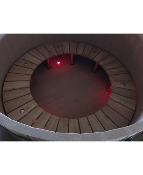 Hot Tub in legno 1.80 m. Larice+stufa Hot Tub in legno 1.80 m. Larice+stufa