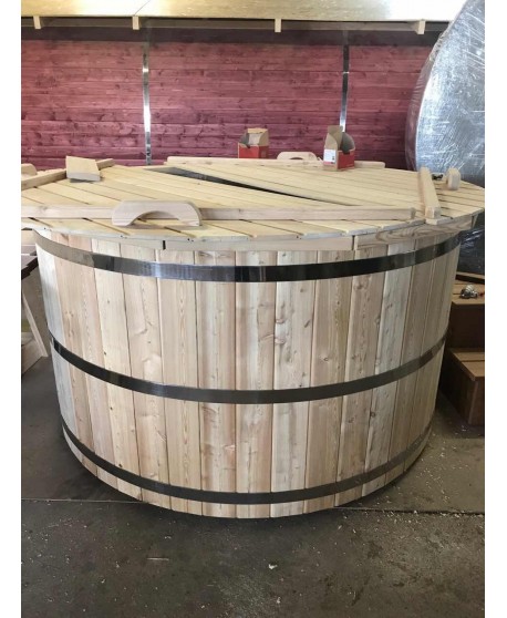 Hot Tub in legno 1.80 m. Larice+stufa Hot Tub in legno 1.80 m. Larice+stufa